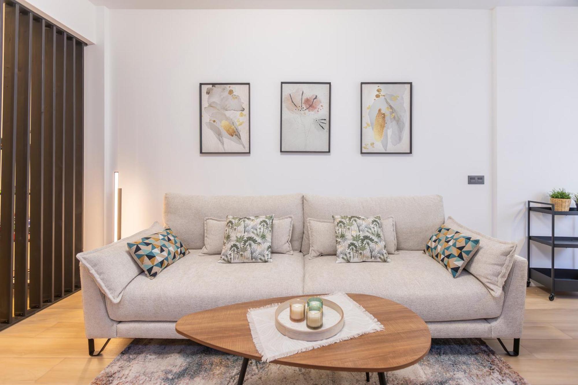 Fully Renovated Apartment In The Heart Of Fuengirola, 2 Min Walk To The Beach Exterior foto