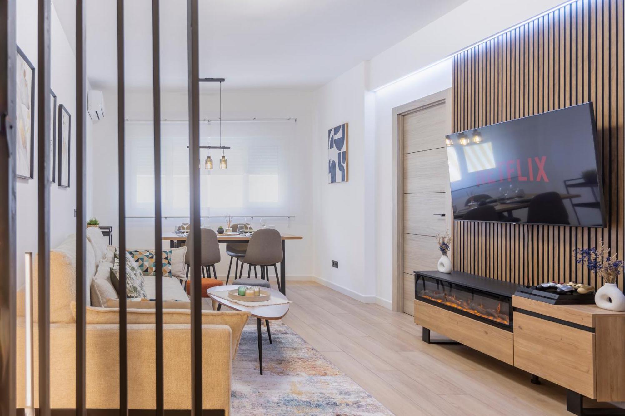 Fully Renovated Apartment In The Heart Of Fuengirola, 2 Min Walk To The Beach Exterior foto