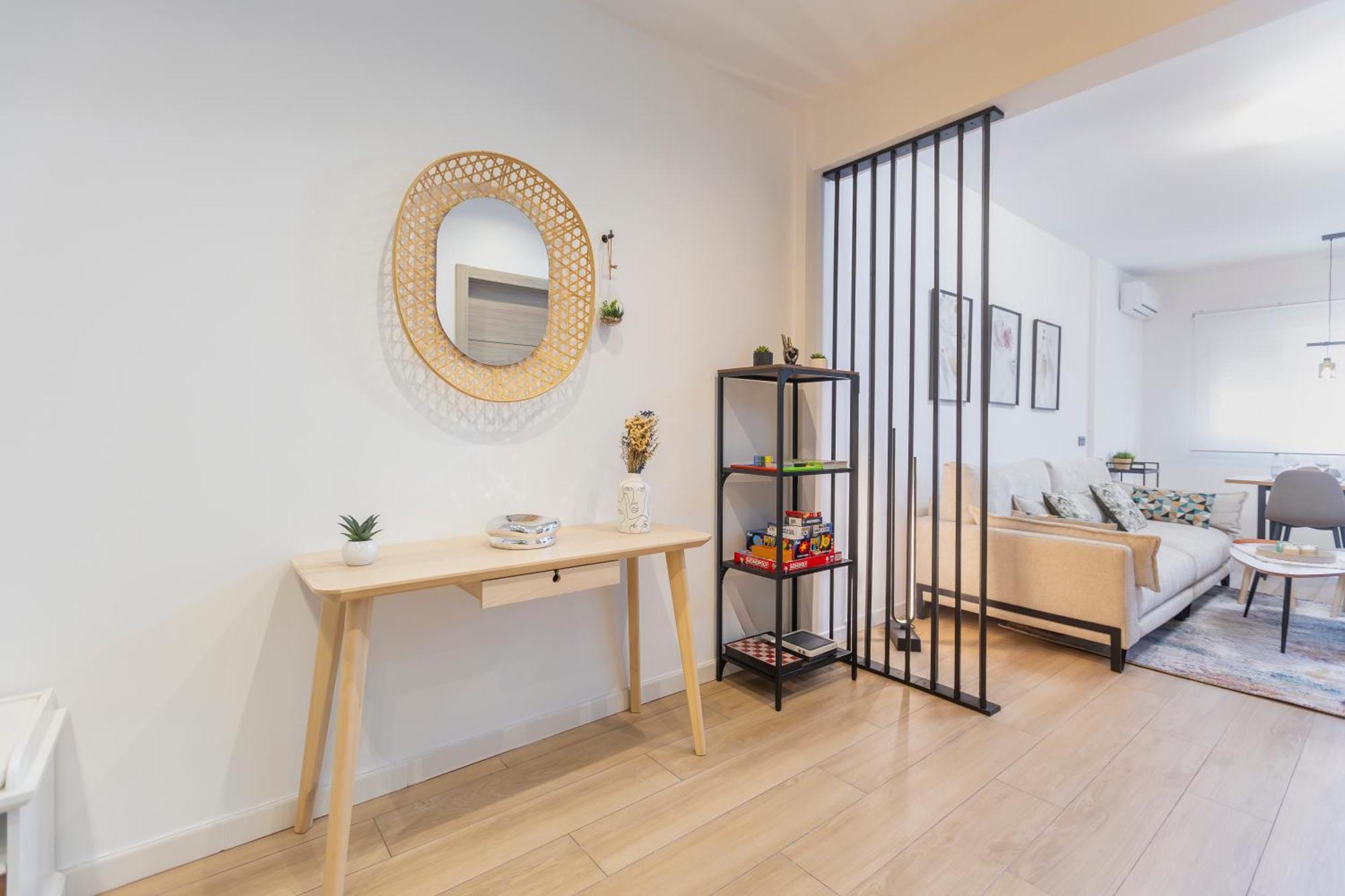 Fully Renovated Apartment In The Heart Of Fuengirola, 2 Min Walk To The Beach Exterior foto