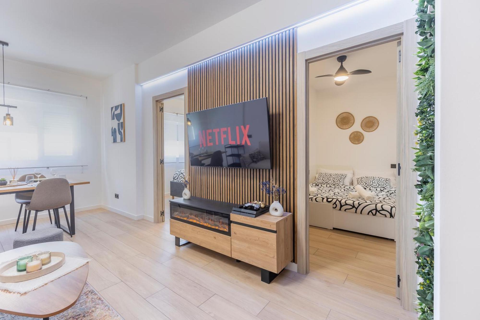 Fully Renovated Apartment In The Heart Of Fuengirola, 2 Min Walk To The Beach Exterior foto